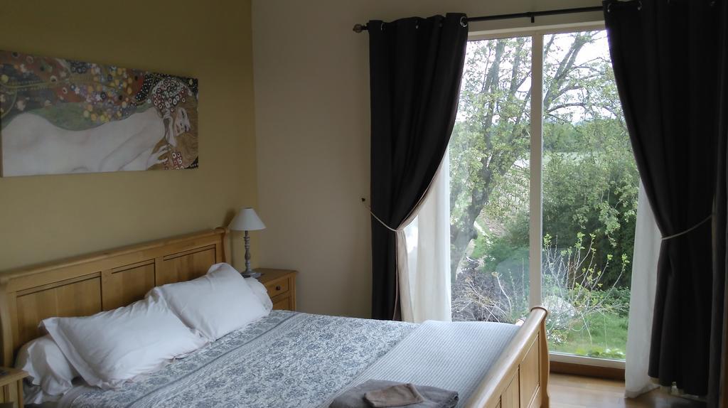 Domaine Rouge-Bleu Bed & Breakfast Sainte-Cécile-les-Vignes Екстериор снимка